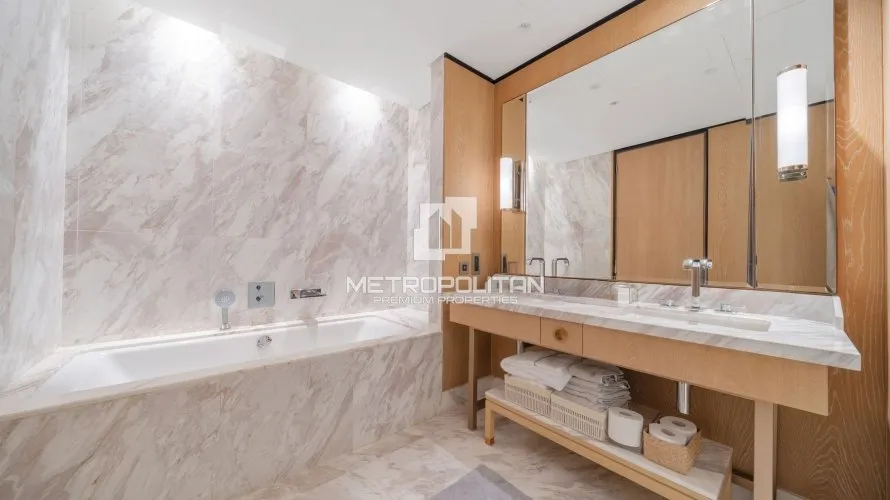 Apartamento de 2 dormitorios en DIFC, UAE No. 115 № 15