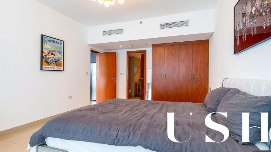 Apartamento de 2 dormitorios en Park Towers, UAE No. 68 № 3