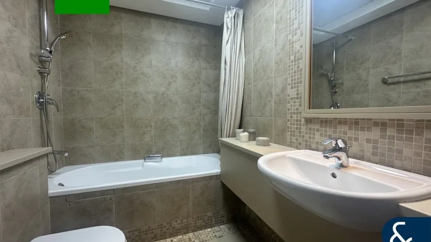 Apartamento de 2 dormitorios en DIFC, UAE No. 134 № 11