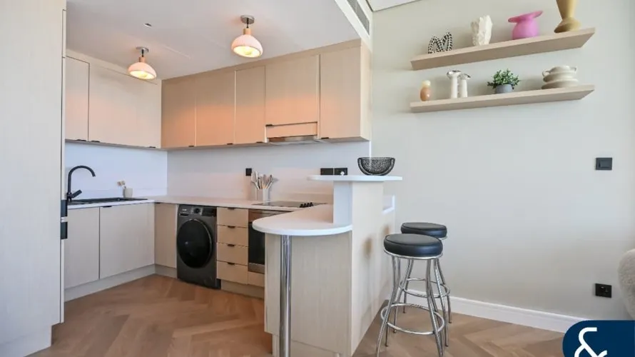 Apartamento de 1 dormitorio en DIFC, UAE No. 136 № 2