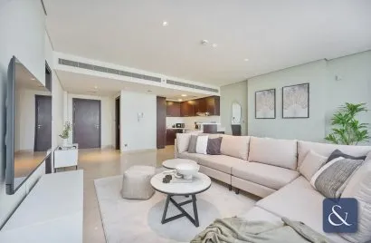 Apartamento de 1 dormitorio en DIFC, UAE No. 128