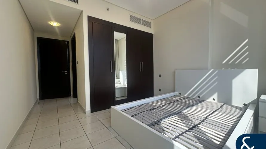 Apartamento de 2 dormitorios en DIFC, UAE No. 129 № 15