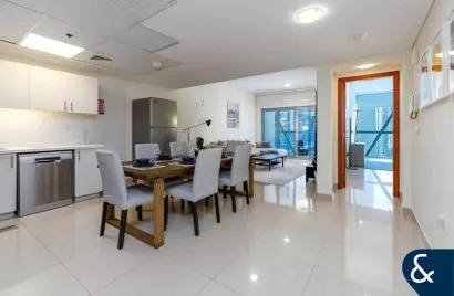 Apartamento de 1 dormitorio en Park Towers, UAE No. 177