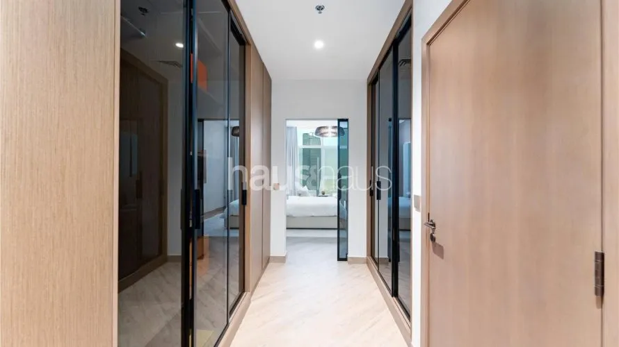 Apartamento de 3 dormitorios en Central Park Tower, UAE No. 60 № 17