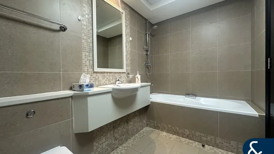 Apartamento de 2 dormitorios en DIFC, UAE No. 134 № 8