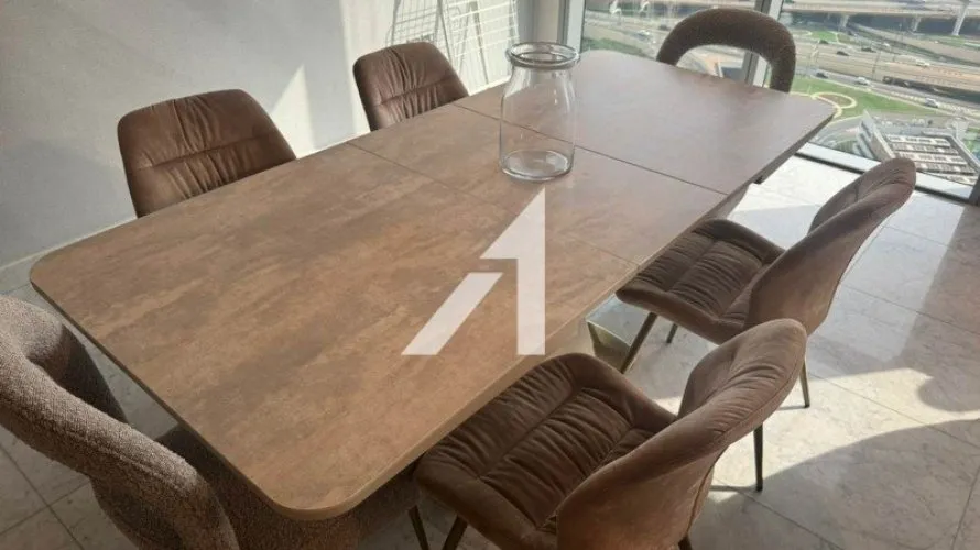 Apartamento de 1 dormitorio en Central Park Tower, UAE No. 84 № 2