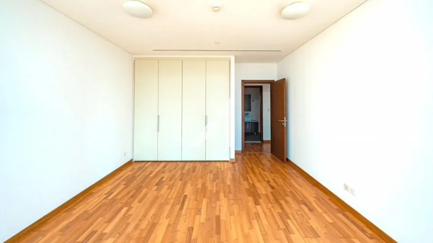 Apartamento de 3 dormitorios en DIFC, UAE No. 183 № 2