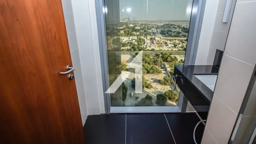 Apartamento de 1 dormitorio en Central Park Tower, UAE No. 233 № 3