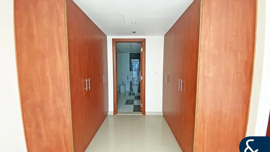 Apartamento de 1 dormitorio en Park Towers, UAE No. 231 № 9