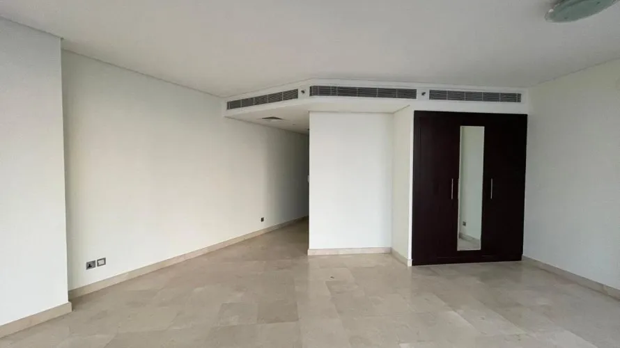 Apartamento de 83m² en DIFC, UAE No. 237 № 1