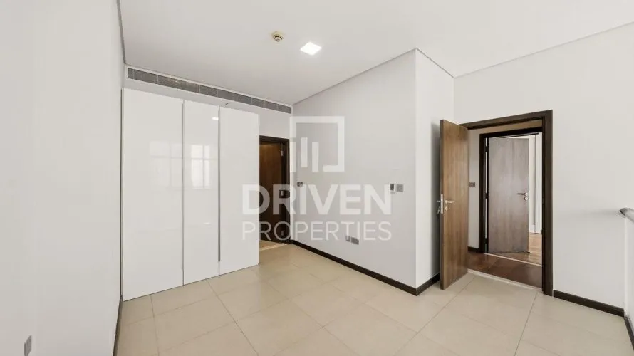 Apartamento de 2 dormitorios en DIFC, UAE No. 403 № 12