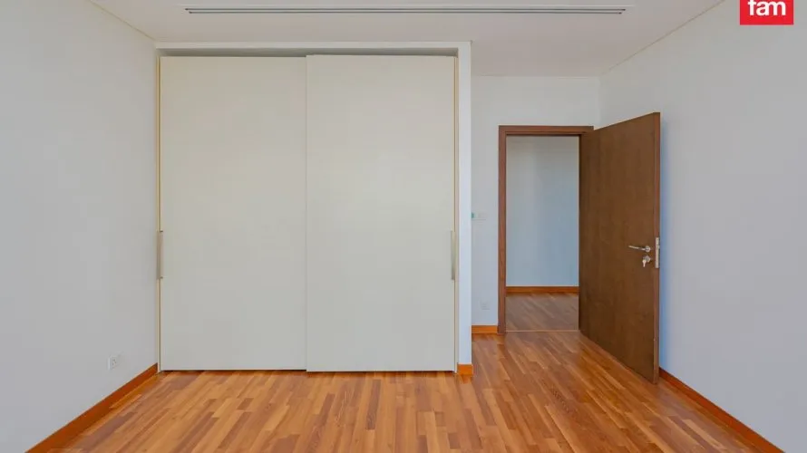 Apartamento de 3 dormitorios en DIFC, UAE No. 386 № 10