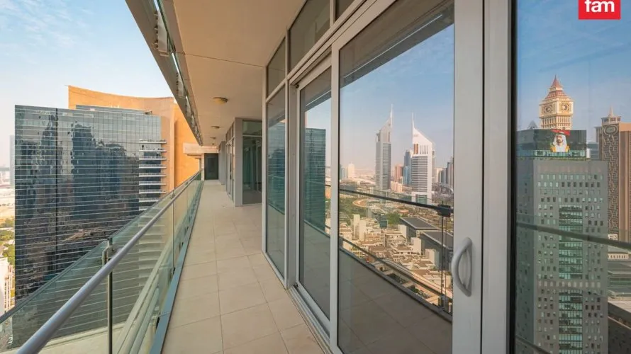 Apartamento de 3 dormitorios en DIFC, UAE No. 386 № 4
