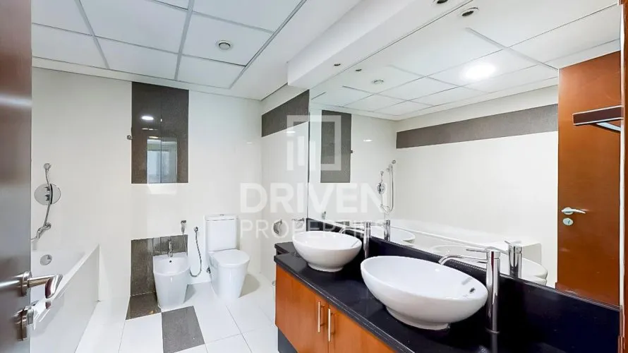 Apartamento de 1 dormitorio en Park Towers, UAE No. 476 № 2