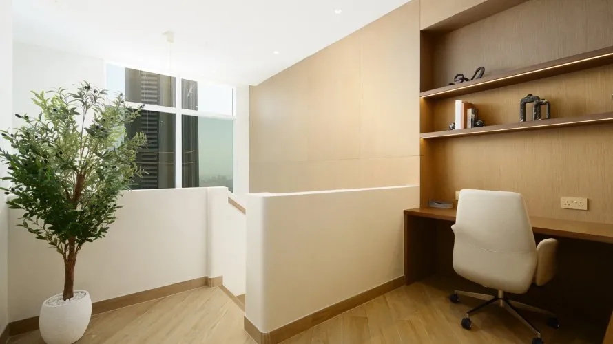 Apartamento de 3 dormitorios en DIFC, UAE No. 499 № 2