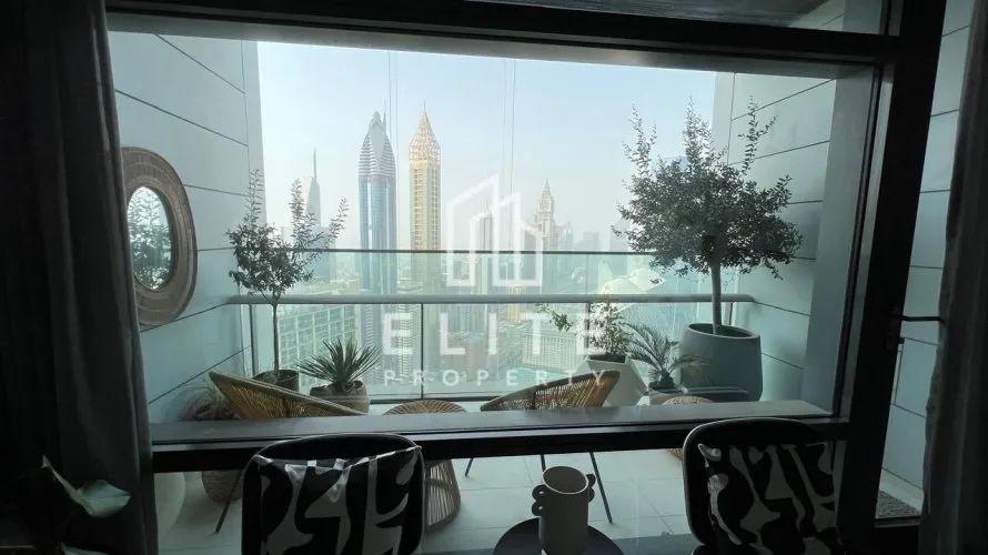 Apartamento de 2 dormitorios en DIFC, UAE No. 482 № 2