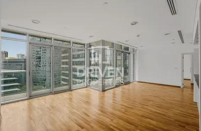 Apartamento de 3 dormitorios en DIFC, UAE No. 474