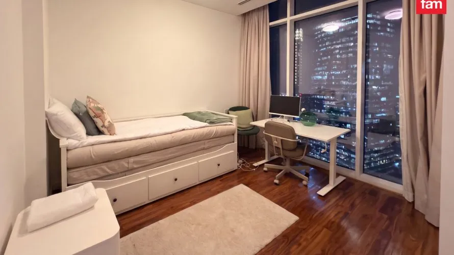 Apartamento de 2 dormitorios en DIFC, UAE No. 517 № 3