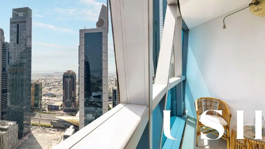 Appartement de 2 chambres à Park Towers, UAE No. 68 № 15