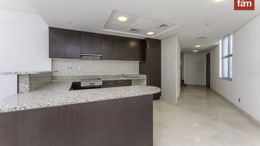 Duplex de 1 chambre à DIFC, UAE No. 141 № 3