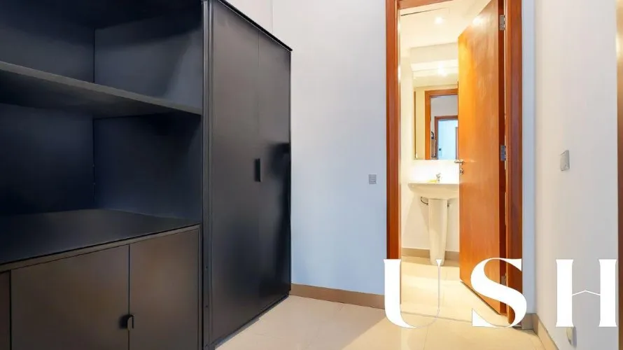 Appartement de 2 chambres à Park Towers, UAE No. 68 № 16