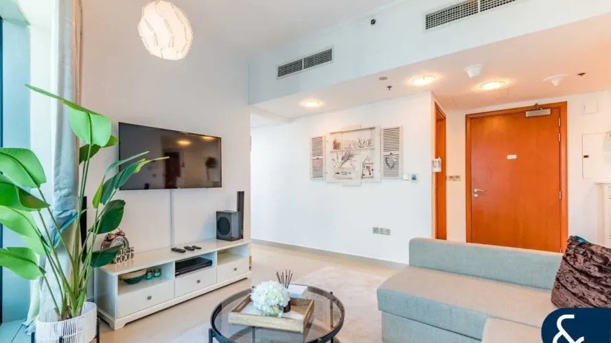 Appartement de 1 chambre à Park Towers, UAE No. 230 № 1