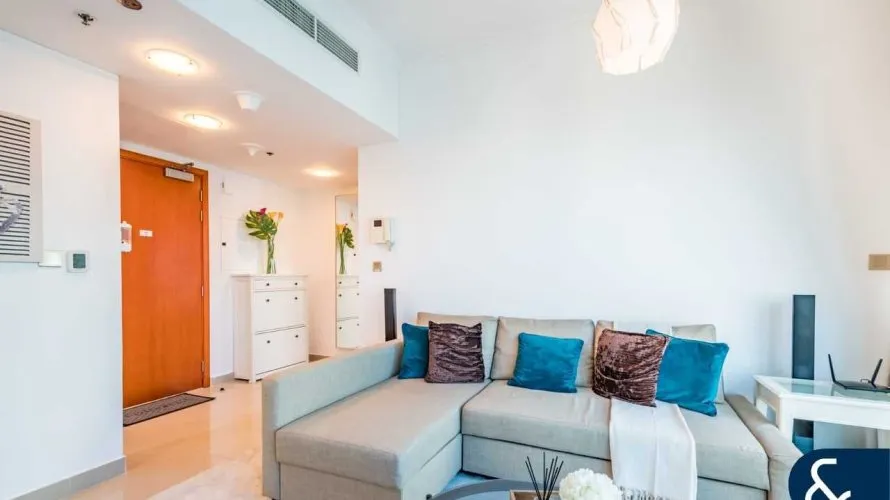 Appartement de 1 chambre à Park Towers, UAE No. 230 № 2