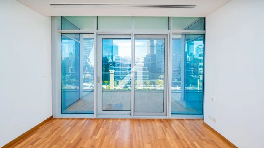 3 bedrooms apartment for sale , DIFC, Dubai, UAE No. 183