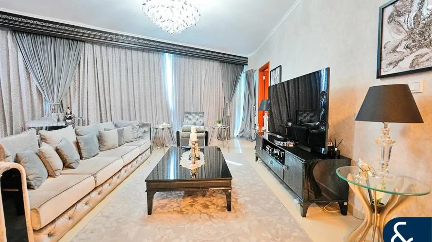 2 bedrooms apartment for sale , Park Towers, DIFC, Dubai, UAE No. 157 № 1