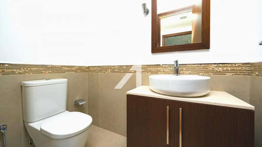 3 bedrooms apartment for sale , DIFC, Dubai, UAE No. 183 № 4