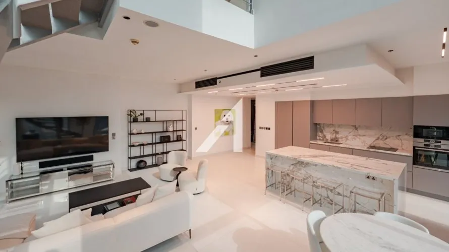 2 bedrooms apartment for sale , DIFC, Dubai, UAE No. 161