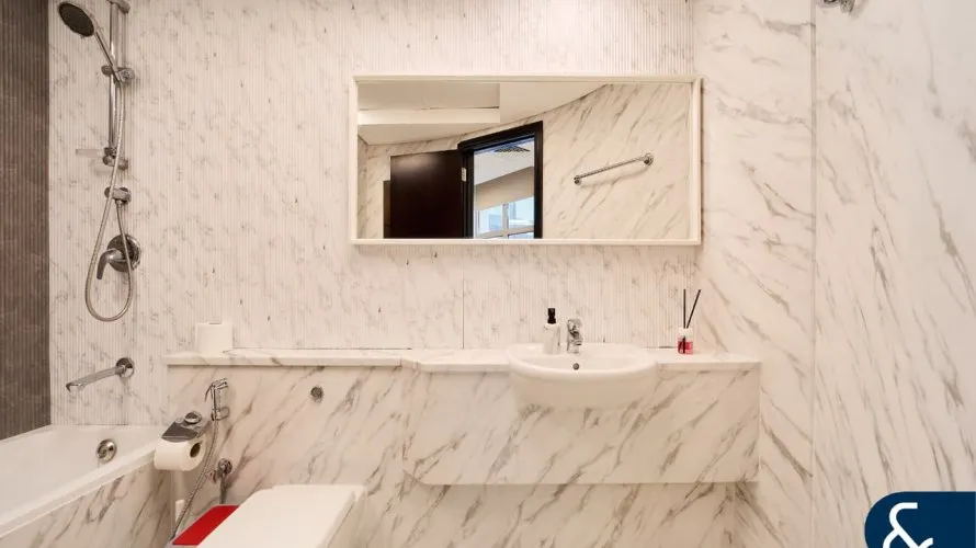 Studio apartment for sale , DIFC, Dubai, UAE No. 126 № 23