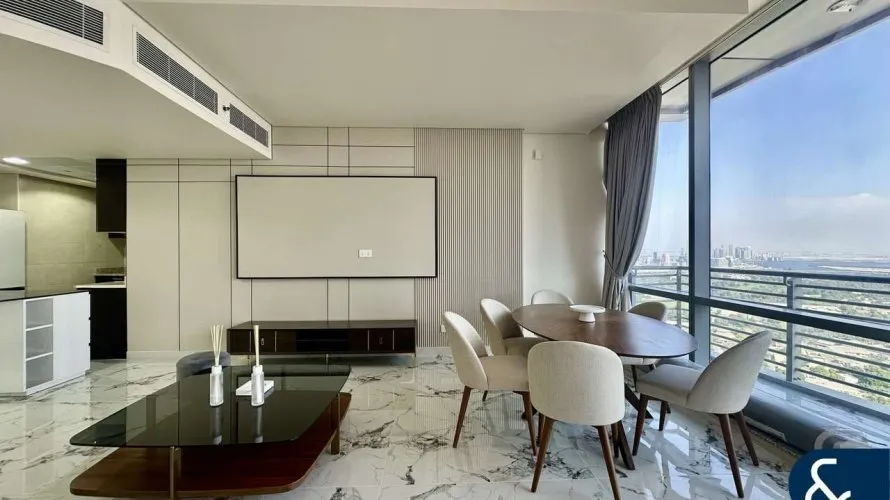 3 bedrooms apartment for sale , DIFC, Dubai, UAE No. 119