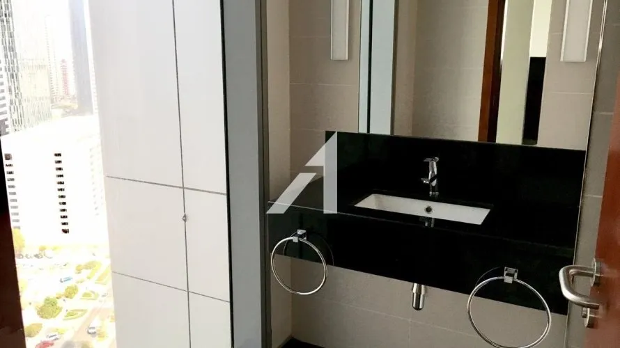 1 bedroom apartment for sale , Central Park Tower, DIFC, Dubai, UAE No. 163 № 3