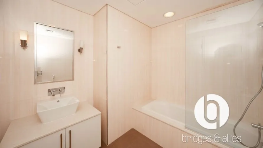 3 bedrooms apartment for sale , DIFC, Dubai, UAE No. 239 № 18