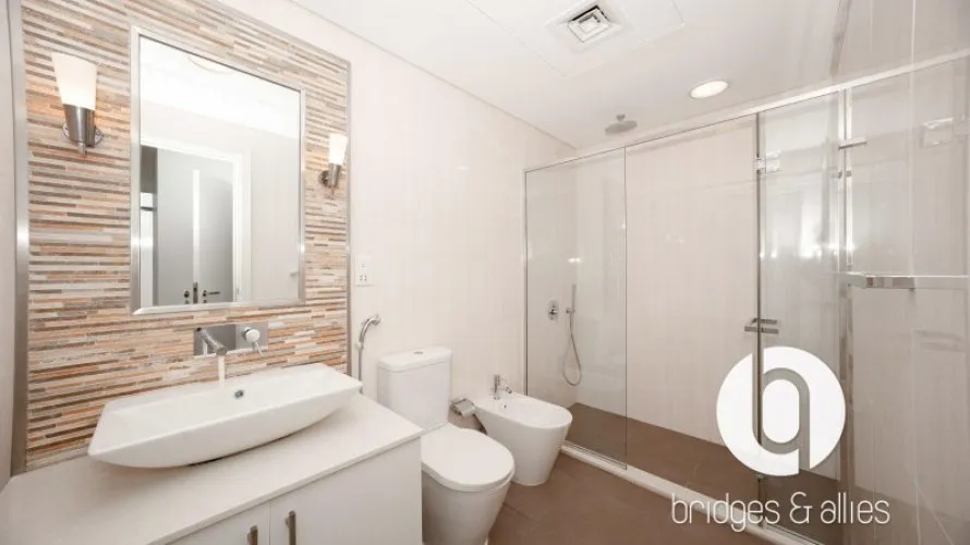 3 bedrooms apartment for sale , DIFC, Dubai, UAE No. 239 № 17