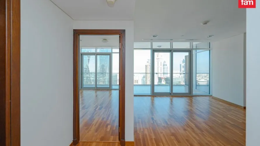 1 bedroom apartment for sale, DIFC, Dubai, UAE No. 376 № 1