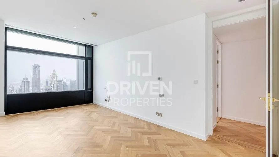 3 bedrooms apartment for sale, DIFC, Dubai, UAE No. 387 № 4
