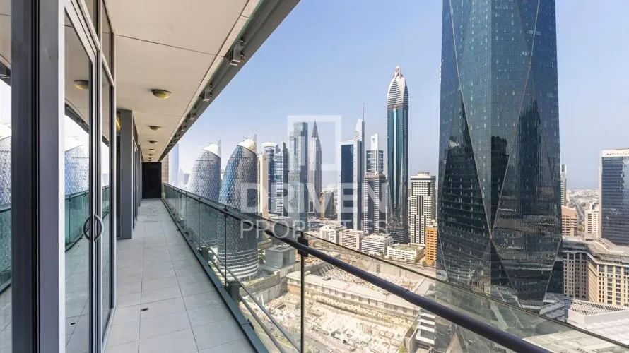 3 bedrooms apartment for sale, DIFC, Dubai, UAE No. 398 № 1