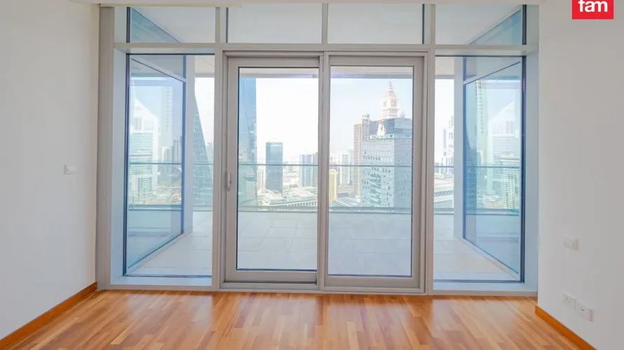 3 bedrooms apartment for sale, DIFC, Dubai, UAE No. 385 № 3
